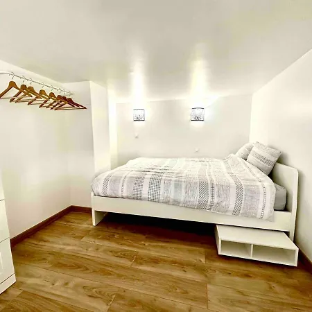 Duplex 2 Steps From Disney, Ideal For Visiting Paris Bussy-Saint-Georges