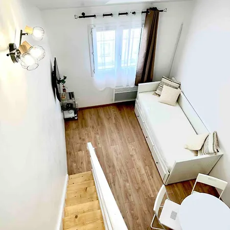 Duplex 2 Steps From Disney, Ideal For Visiting Paris